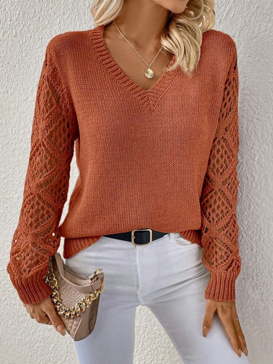 Alberte Sweater til damer i strik med V-hals, billede 3