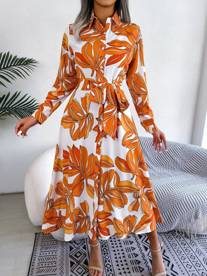 Ingrid Kjole til damer med revers med knapper og blomsterprint, billede 3