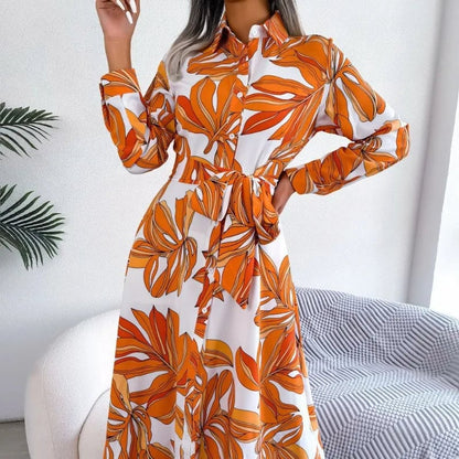 Ingrid Kjole til damer med revers med knapper og blomsterprint, billede 5